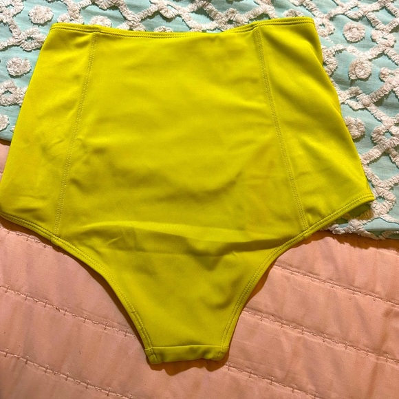 KORTNI JEANE High Waisted Swim Bottoms “Lemon” - Sz S - Picture 3 of 5